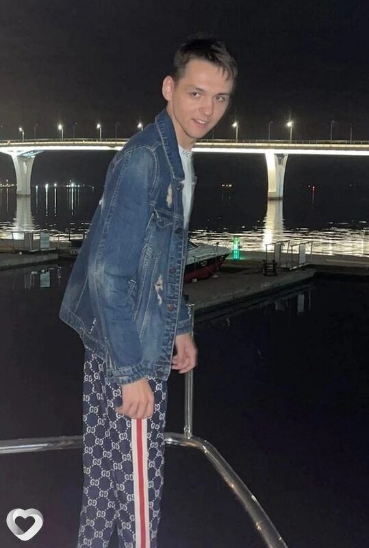 Антон, 25, Москве — анкета №634522
