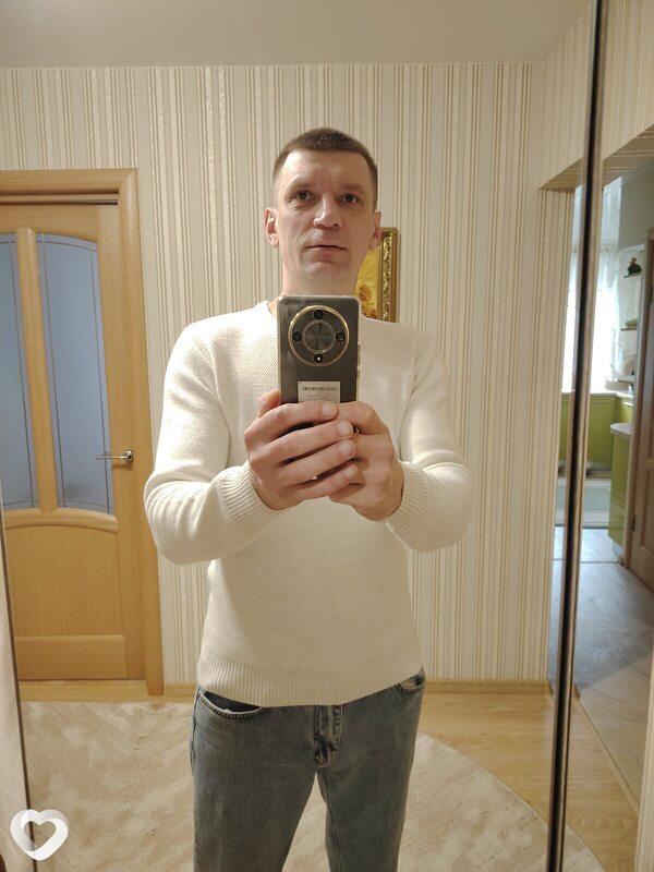 Саша, 41, Минске — анкета №637395