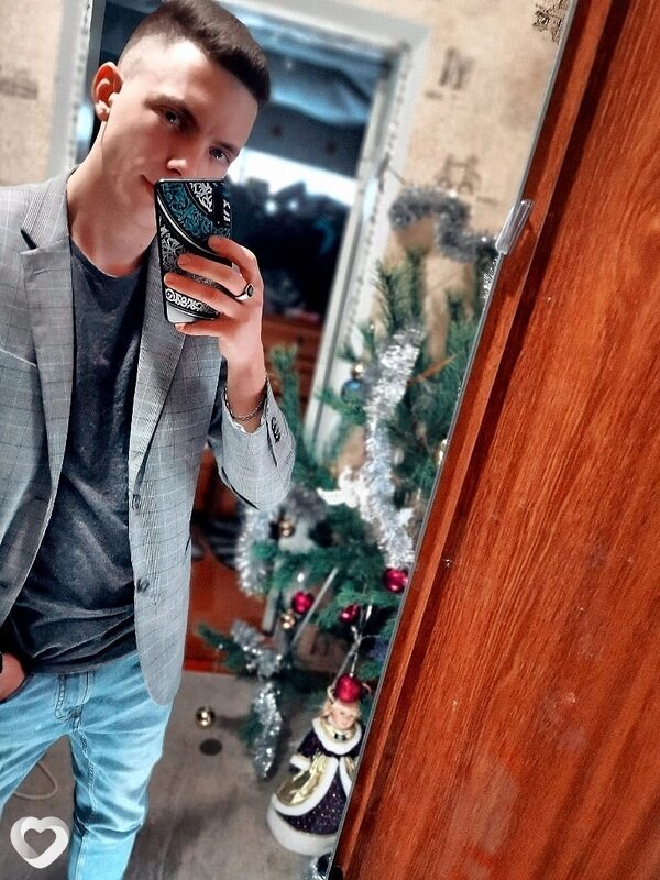 Григорий, 27, Москве — анкета №637544