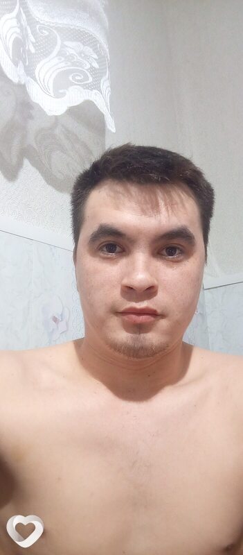Артём, 26, Екатеринбурге — анкета №637755