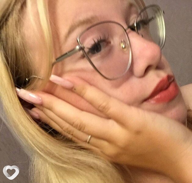 Настя, 20, Череповце — анкета №638113