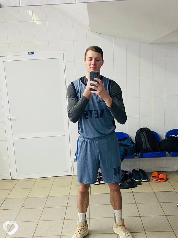 Денис, 24, Москве — анкета №638216