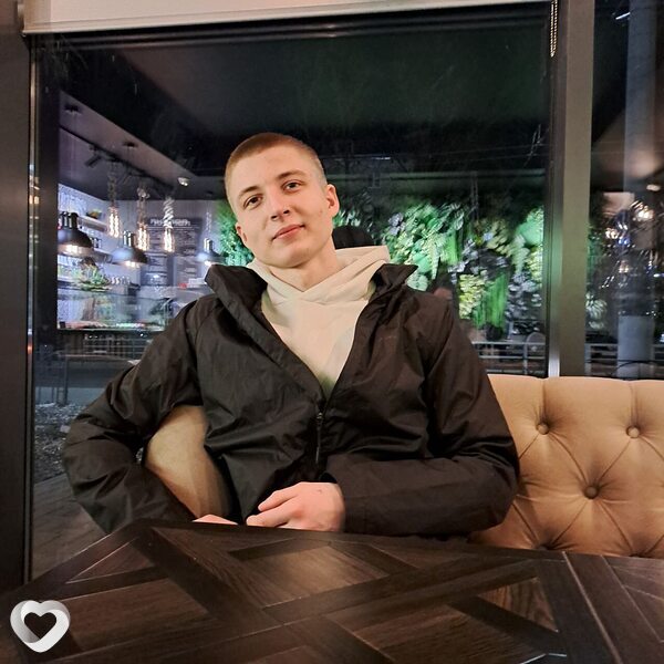 Илья, 21, Владимире — анкета №639661