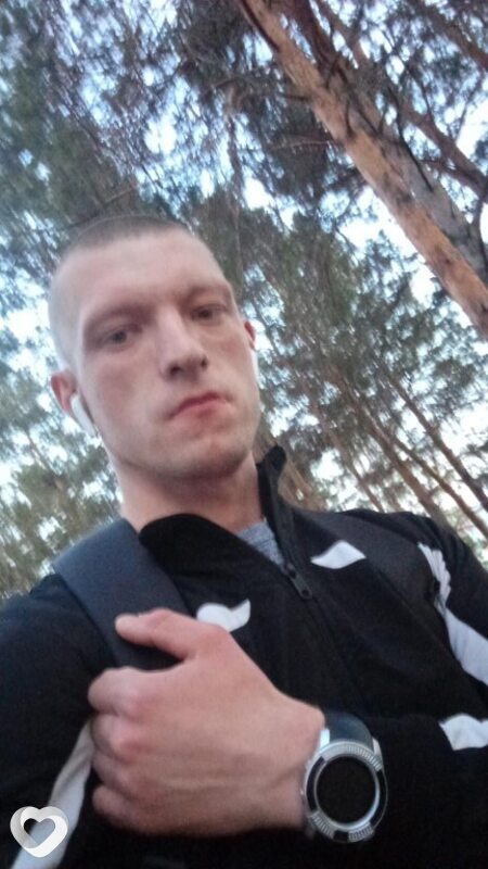 Viktor, 31, Ужуре — анкета №640119