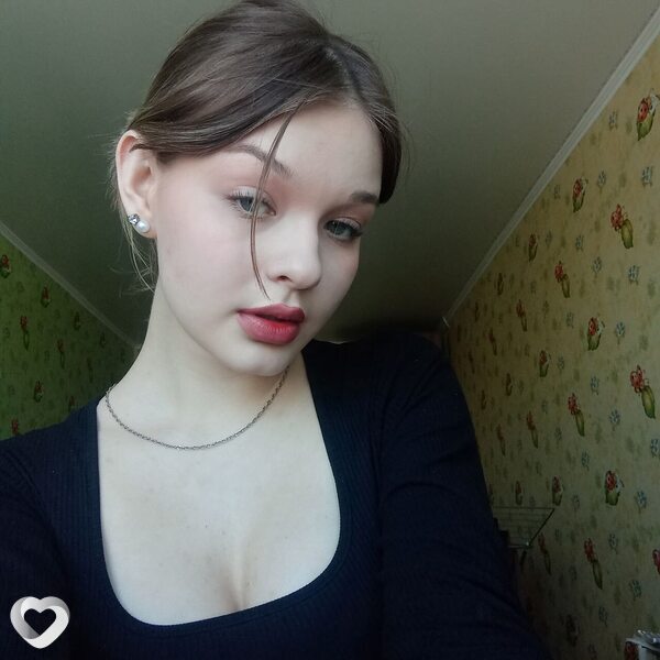 Анфиса, 21, Барнауле — анкета №640409