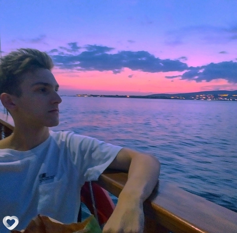 Александр, 21, Ярославле — анкета №640476