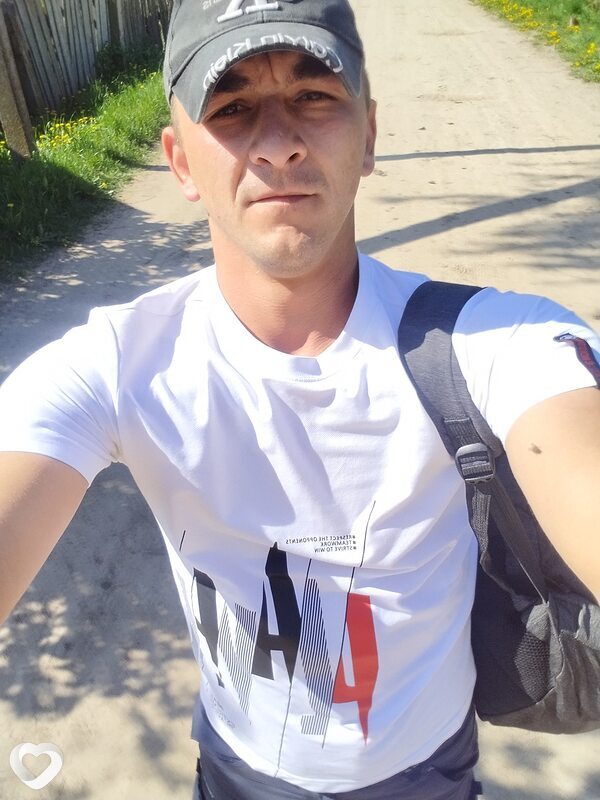 Женя, Кличев