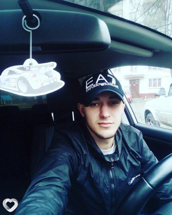Артем, 30, Барнауле — анкета №641550