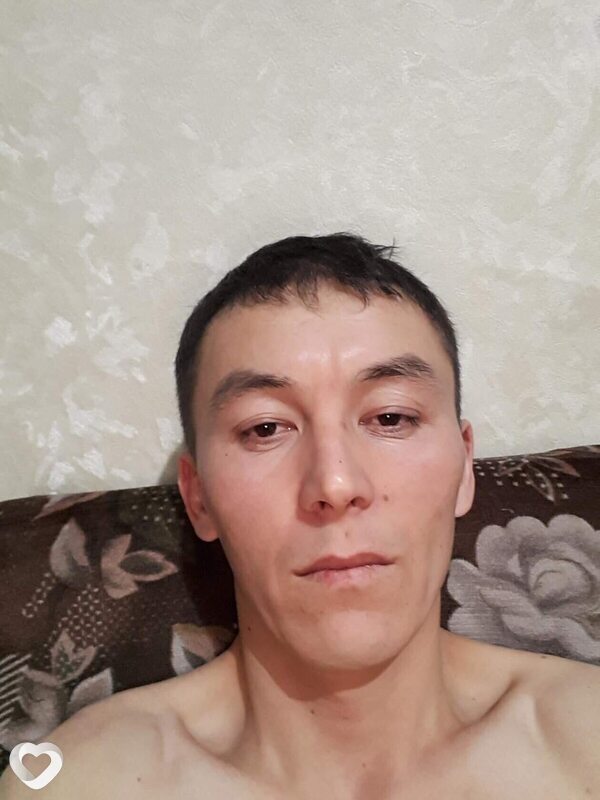 Олег, 35, Корсакове — анкета №641445