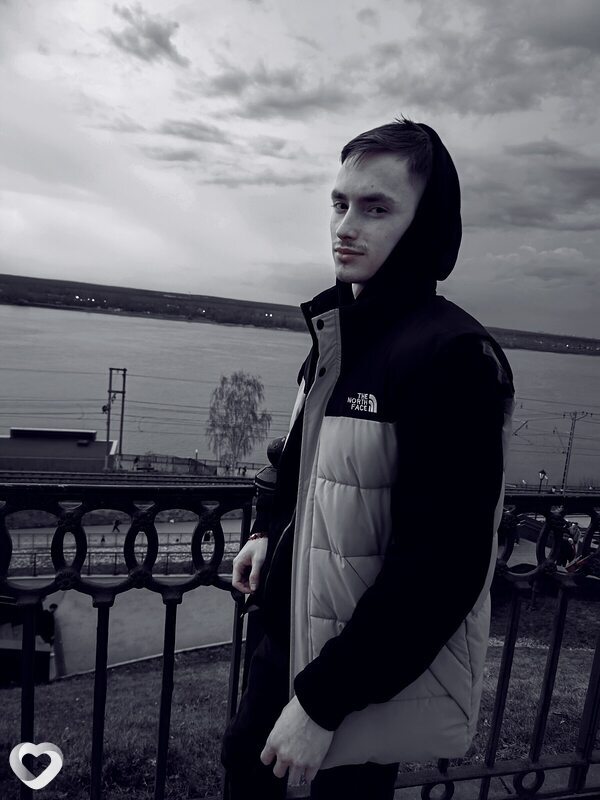 Артём, 24, Перми — анкета №642079