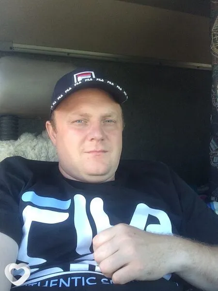 Михаил, 38, Барнауле — анкета №642904
