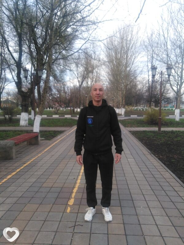 Олег, 47, Армавире — анкета №642977
