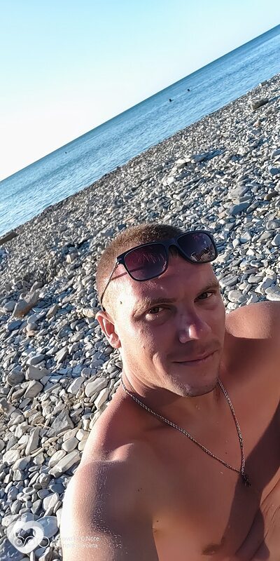 Андрей, 33, Новотроицке — анкета №644435