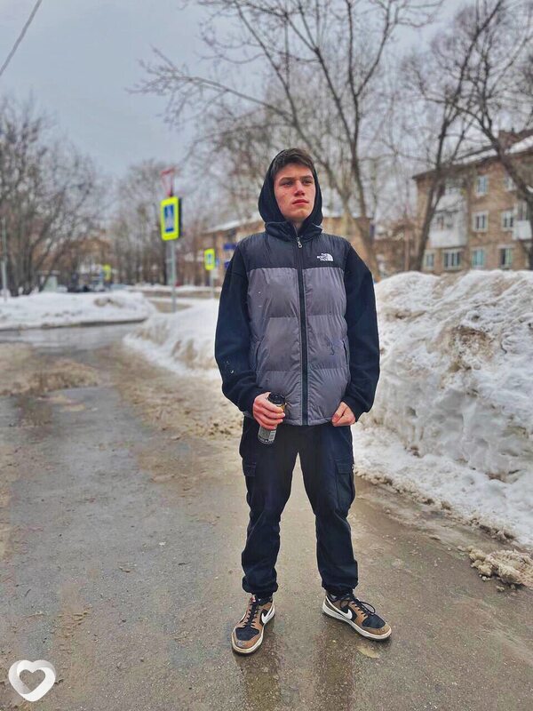 Никита, 21, Москве — анкета №644741