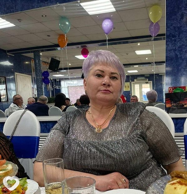 Алена, 49, Ангарске — анкета №645142