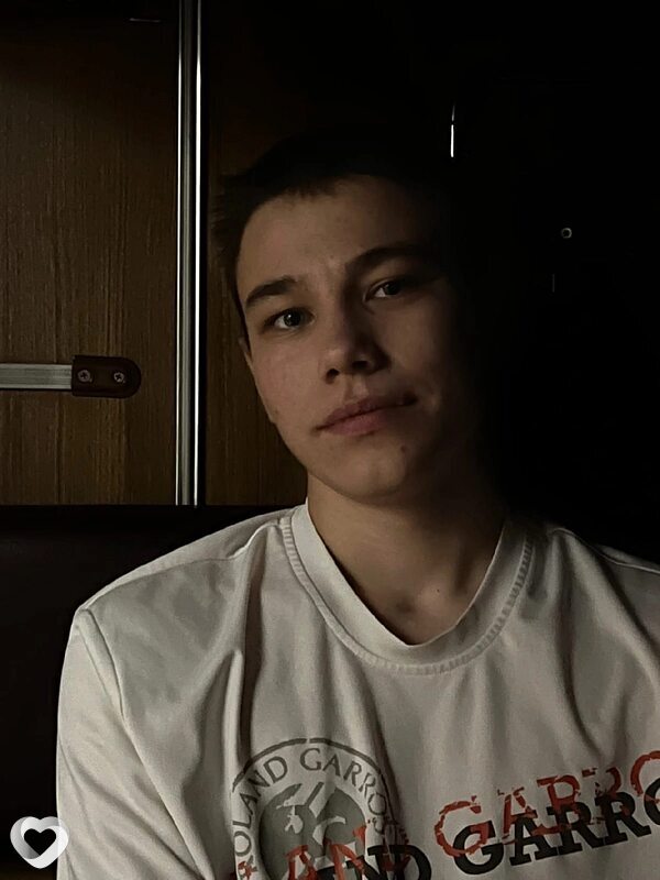 Дмитрий, 21, Барнауле — анкета №645705