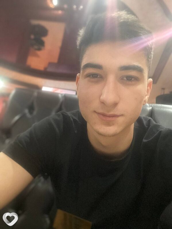 Атмир, 22, Москве — анкета №645915