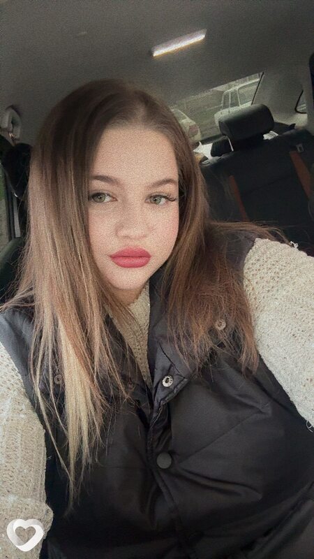 Yulya, 24, Екатеринбурге — анкета №646846