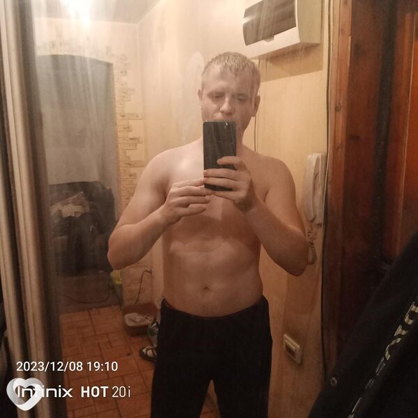 Олег, 34, Ленинске-Кузнецком — анкета №648433