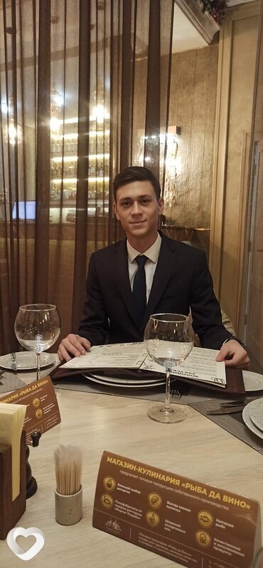 Александр, 21, Видном — анкета №650545