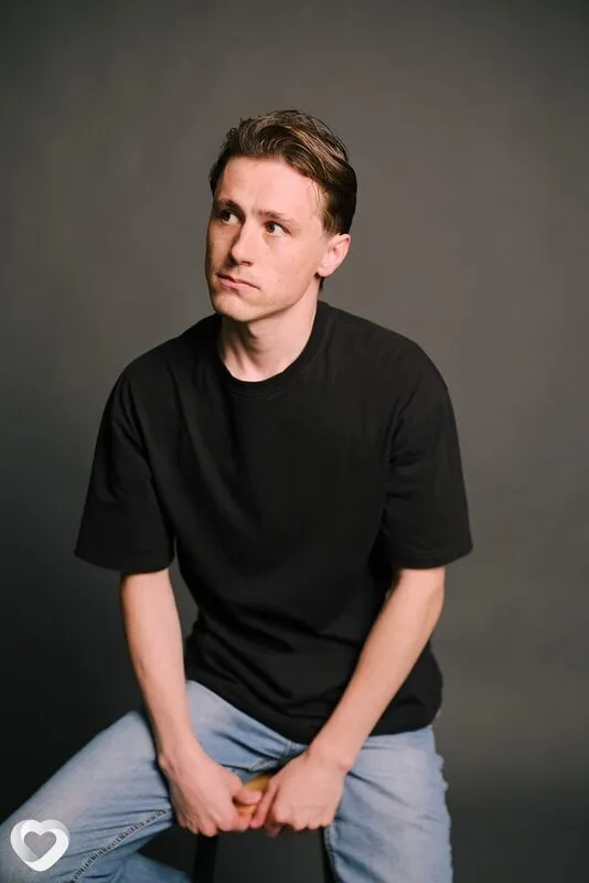 Артём, 28, Барнауле — анкета №651226