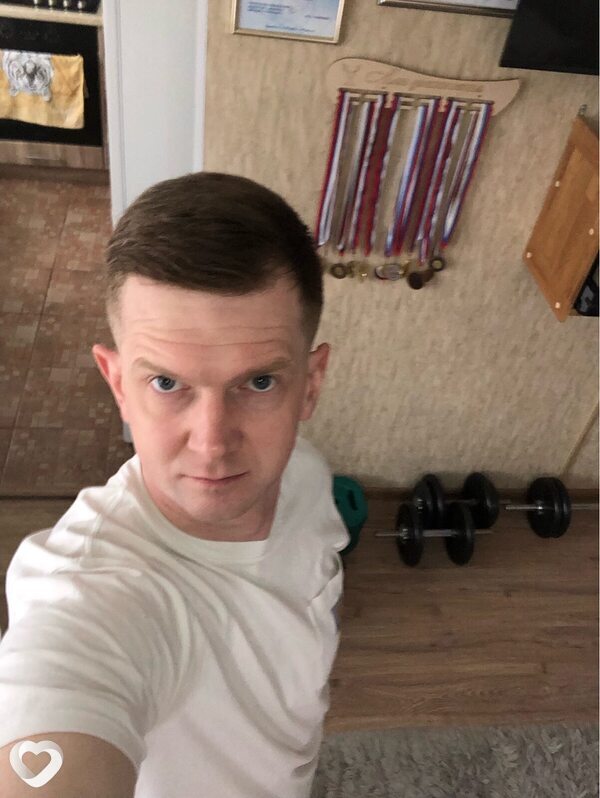 Иван, 40, Новомосковске — анкета №651621