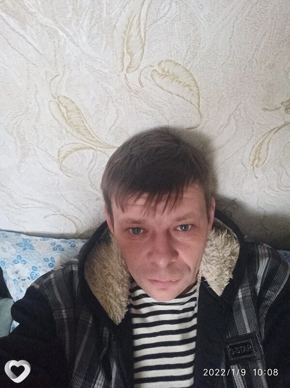 Максим, 42, Стаханове — анкета №652426
