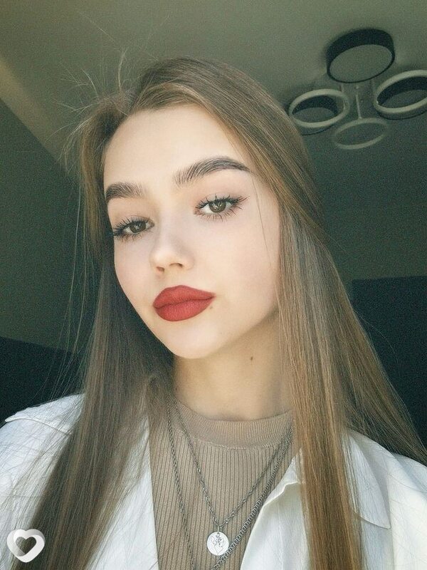 Катя, 21, Гомеле — анкета №653619