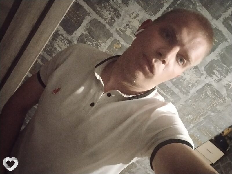 Олег, 28, Солигорске — анкета №654535