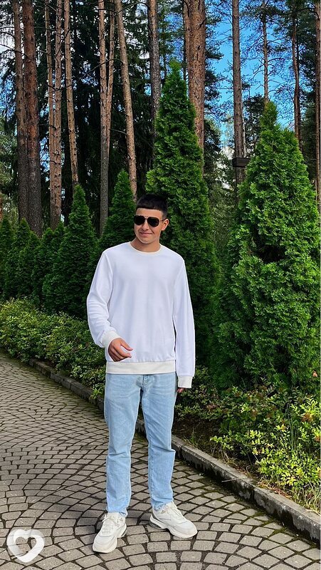 Артём, 21, Москве — анкета №654093