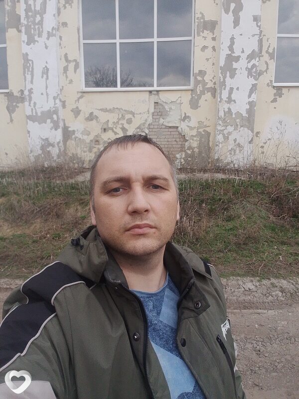 Олег, 37, Отрадном — анкета №654373