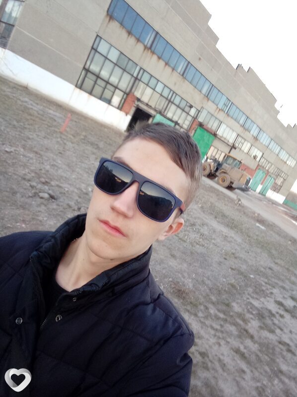 Валера, 25, Рудном — анкета №654412