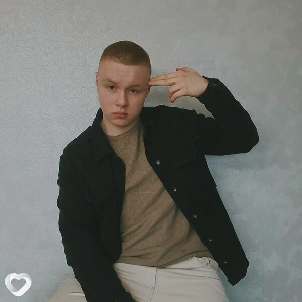 Илья, 21, Санкт-Петербурге — анкета №654672