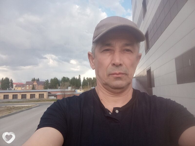 Михаил, 61, Ханты-Мансийске — анкета №655515