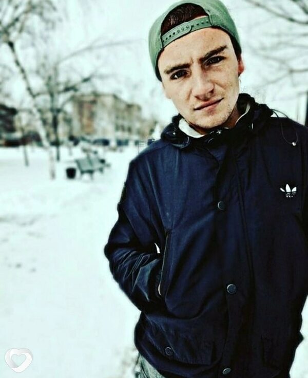 Артур, 32, Обояни — анкета №655662
