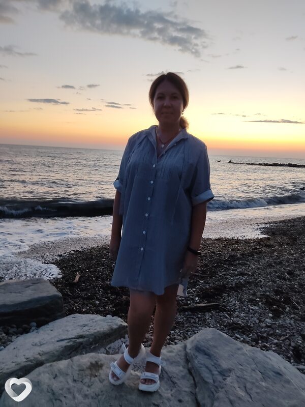 Елена, 45, Краснодоне — анкета №656028