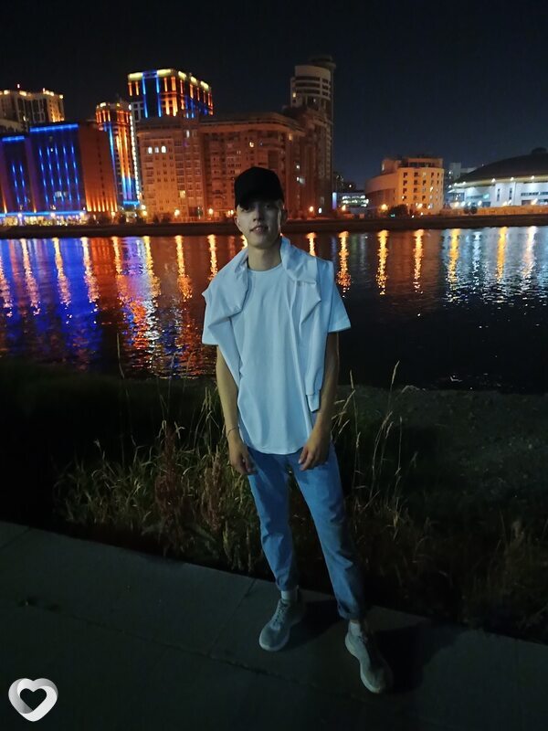 Кирилл, 26, Арамиле — анкета №657595