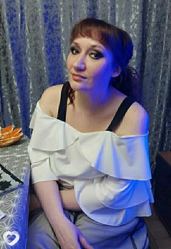 Алёна, 38, Барнауле — анкета №657596