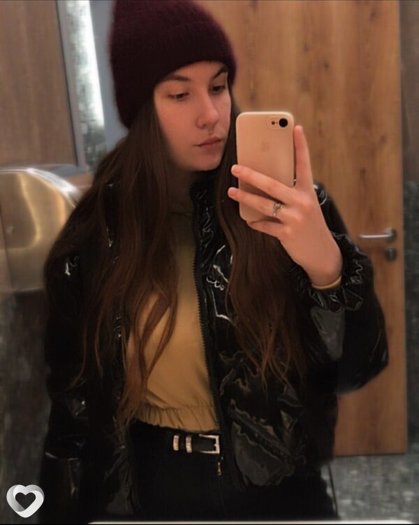 Аня, 22, Мозыре — анкета №657939
