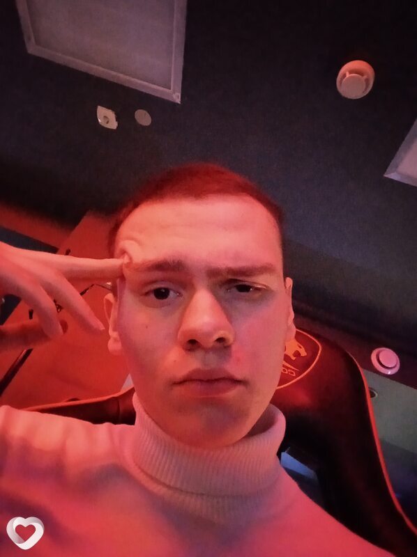 Антон, 23, Москве — анкета №658750