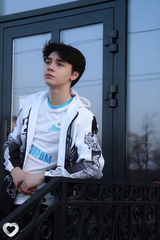 Глеб, 21, Москве — анкета №659603