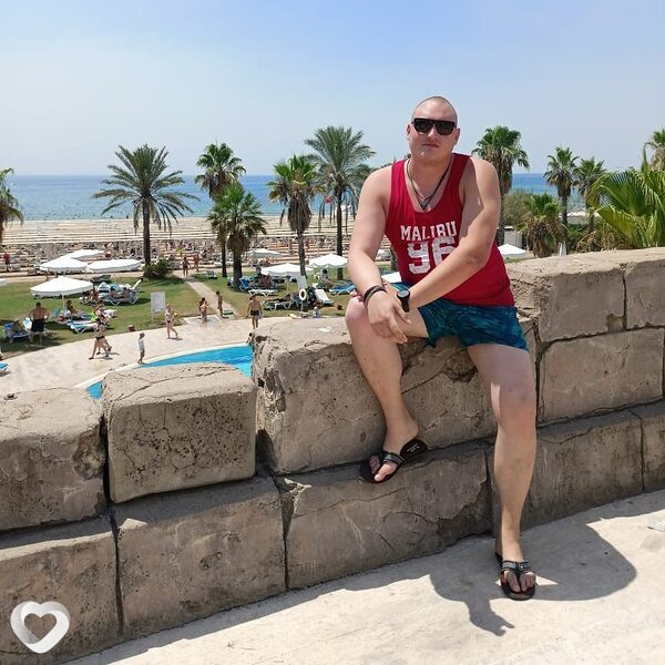 Кирилл, 34, Кольчугине — анкета №659942
