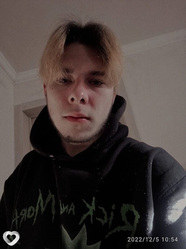 Алексей, 23, Луганске — анкета №660082