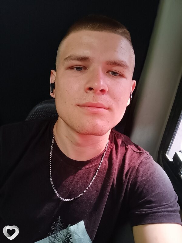 Влад, 21, Ухте — анкета №660429