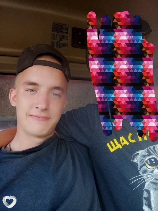 Лёша, 23, Хойниках — анкета №660921