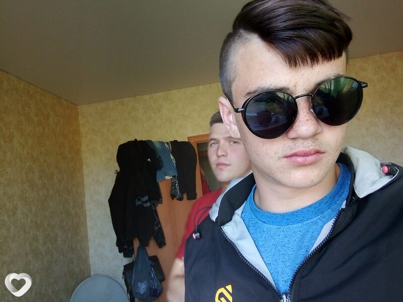 Кирилл, 20, Омске — анкета №660838