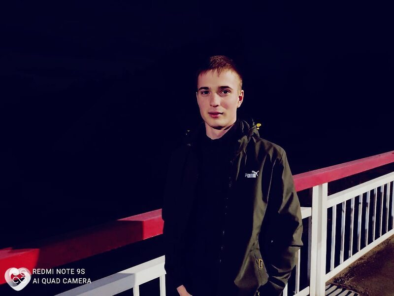 Максим, 23, Барнауле — анкета №662160
