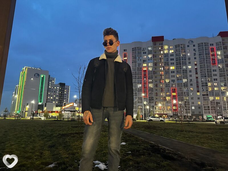 Михаил, 20, Москве — анкета №662675