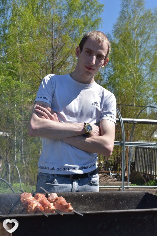 Иван, 24, Барнауле — анкета №665000