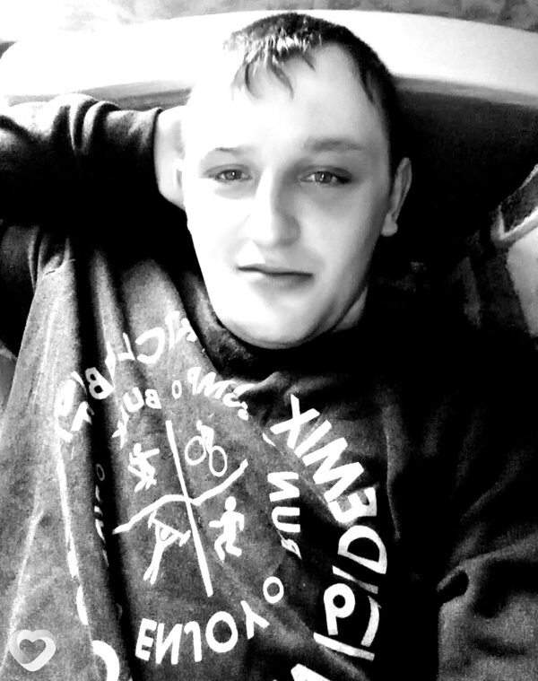 Алекс, 29, Ульяновске — анкета №664897